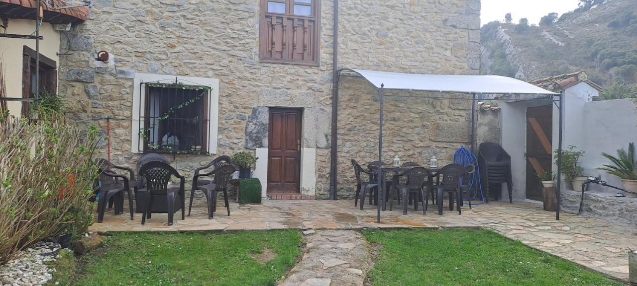 Casa Del Cura Hotel Molleda Eksteriør billede